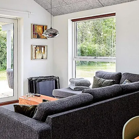 בית נופש 10 Person In *